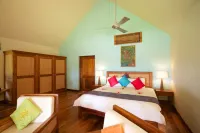 Neeleshwar Hermitage Hotels in Kasaragod