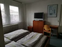 Pension am Messegelände - 2 étoiles