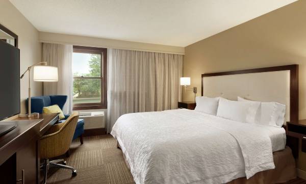Hampton Inn & Suites Springdale