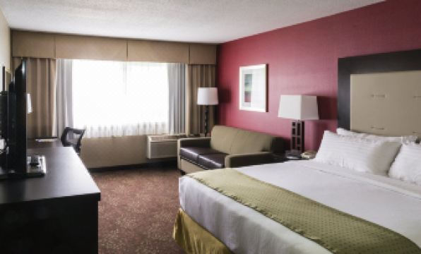 Holiday Inn Express BIG RAPIDS by IHG