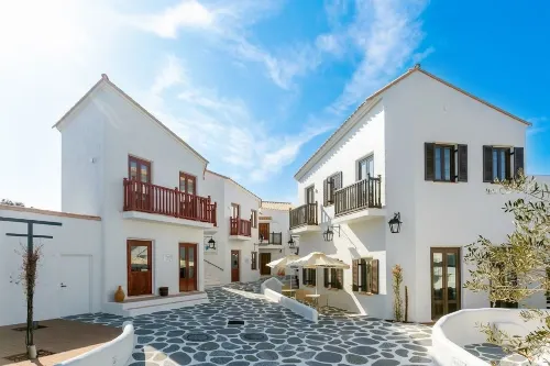 Shima Mediterranean Village Hotel a Shima