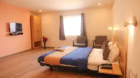 The Noida Grand 121 - 3-Star