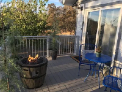 Papillon Cellars - the Loft Hotels in Mariposa