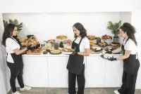 Onar Hotel & Suites - breakfast