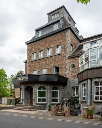 Vintage Hotel Köln Pulheim - Kostenlose Parkplätze