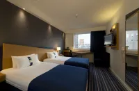 Holiday Inn Express Antwerp City - North Hotels near The Rubens House