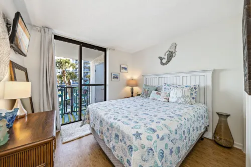 Salt and Light Surf & Racquet 204B Hotels in Gulf Shores
