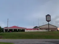Covered Bridge Inn & Suites Hotels in Oneonta