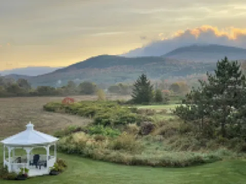 瘋狂河旅館 華盛頓縣酒店