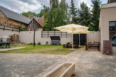 Hotel Smrž Отели рядом с достопримечательностью «Luna»