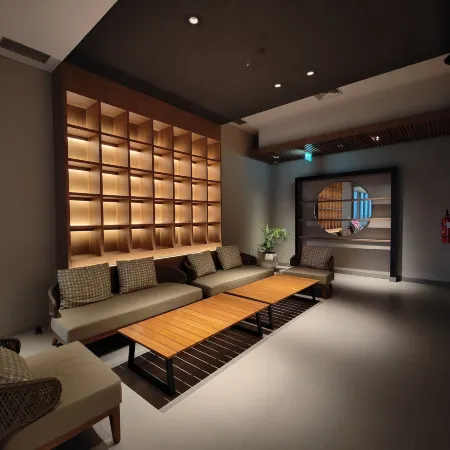 Ra Suites Simatupang