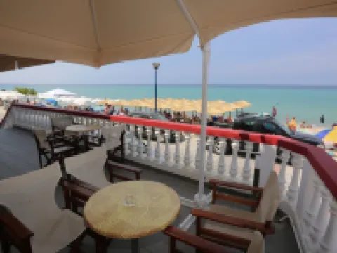 Summer Beach Hotel Hotels in Polykhrono