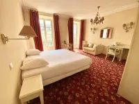 Hôtel le Roncevaux Hotels in Pau