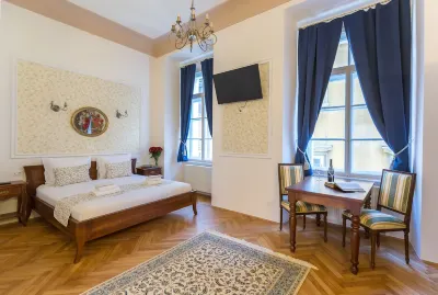 Barbo Palace Apartments and Rooms