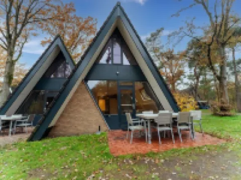 Bungalow in Limburg Near Nature Reserves Hotéis em Stramproy