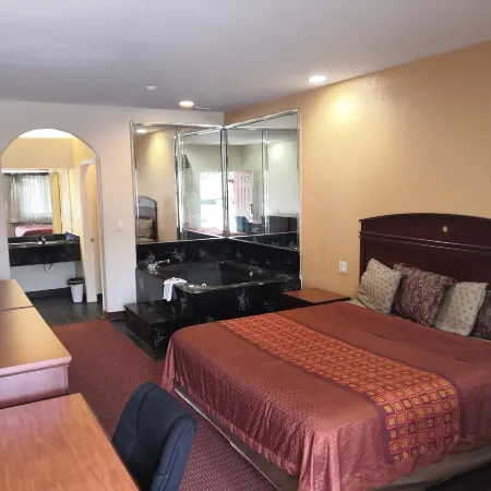 Scottish Inns and Suites- IAH Airport West
