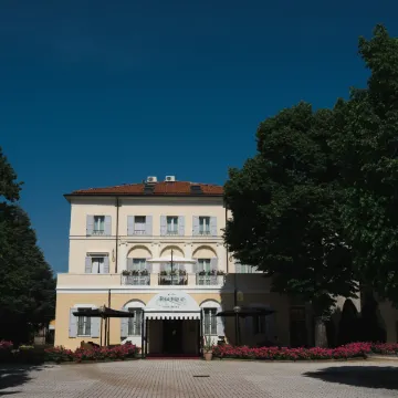 Rechigi Park Hotel