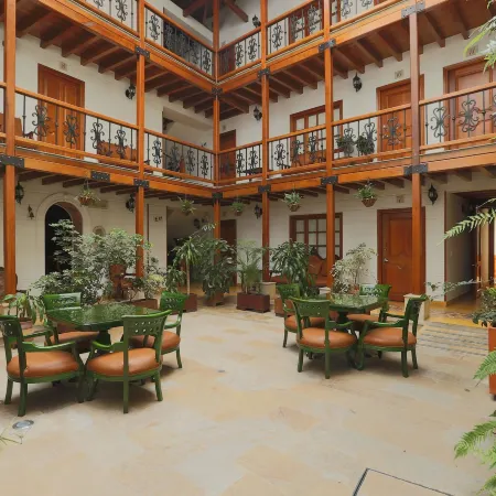 Hotel Santa Lucia Boutique Spa Отели рядом с достопримечательностью «Музей золота»