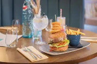 The Riverside - breakfast