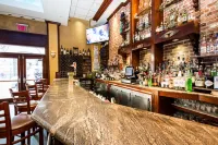 The Belvedere Hotel - Barer