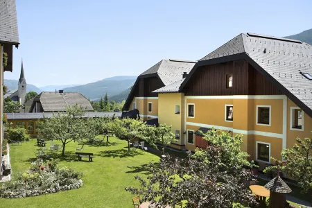 Hapimag Ferienwohnungen St Michael Отели в г. Гемайнде Мариапфарр