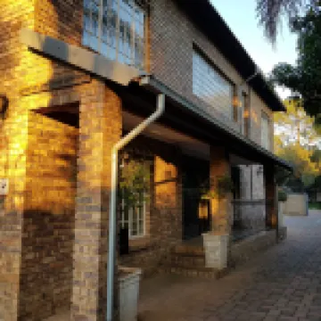 Falling Feather Inn Hotels near Silver Mall