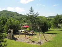 Camping des Vignes Hotels in Dun