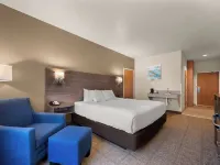 Comfort Inn & Suites Hotels in Genesee County