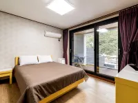 Yeoninsan Hot Spring Resort Hotels near Daewonsa