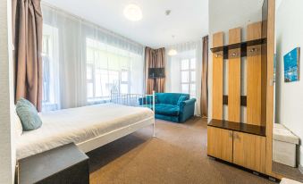 Halva Hotel Polyanka