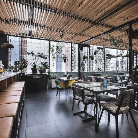 GALLERY HOTEL Отели рядом с достопримечательностью «Научный музей Explora Park»