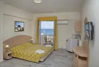 Jo An Beach Hotel Hotels in Adelianos Kampos