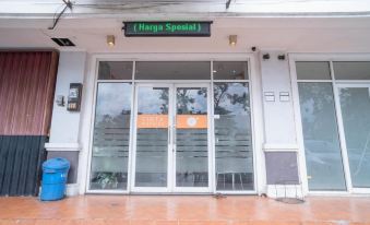 Tirta Mansion Paramount Serpong Hotel