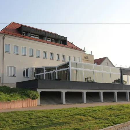 Höll am Main
