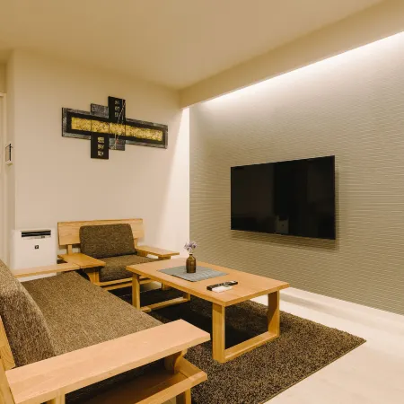 Grand Base Karatsu Ekiminami