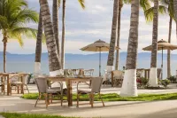Vista Vallarta All Suites on the Beach