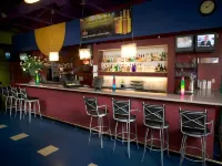 Red Lion Inn and Suites Victoria - bar