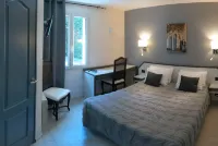 Hôtel le Pradet Các khách sạn ở Seguret