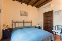 Le Case di Sottovento Hotels near Chiesa del Santissimo Rosario in San Domenico