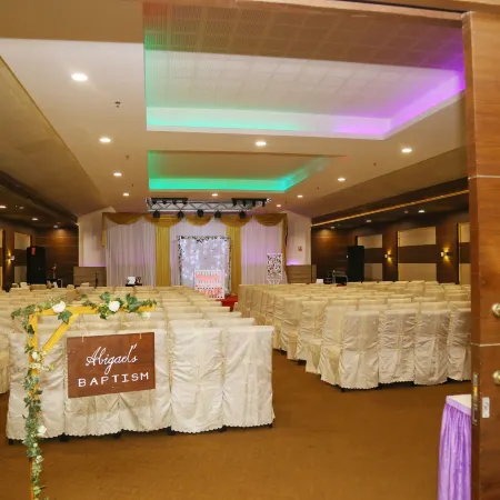 Kga Elite Continental Hotel