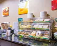 Quality Inn Near Mammoth Mountain Ski Resort - Morgenmad