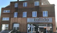 卡里多面包坊咖啡登機活動飯店 黑爾梅斯凱爾住宿飯店