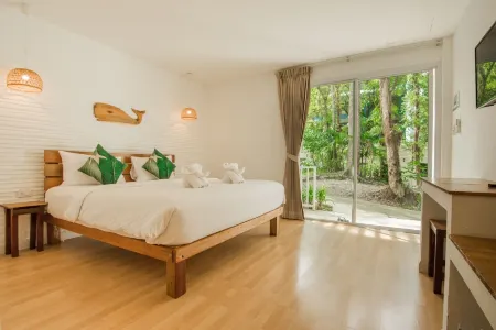 Whalecome Aonang Resort