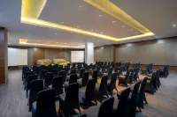 Laska Hotel Sukabumi Hotels in Gunung Puyuh