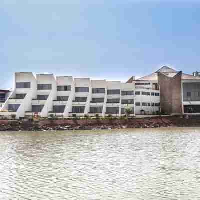 Blue Nile Resort Hotel Exterior