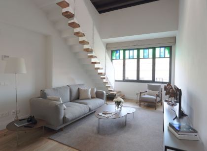 Apartaments Plaça Del VI