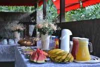VOA Canto do Curió Paraty - Bữa sáng
