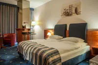 SkyHotelGwarna