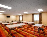 Suburban Studios Cedar Falls Hotel a Cedar Falls