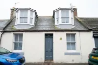 Coorie by the Coast, Direct Beach Access Getaway - Arbroath Hotels near Signal Tower Museum